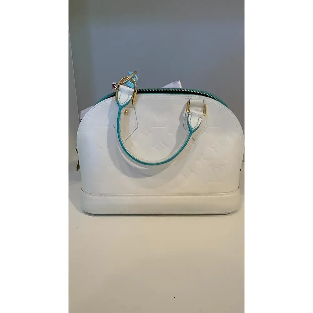 Authentic Louis Vuitton Alma BB - Picture 7 of 9